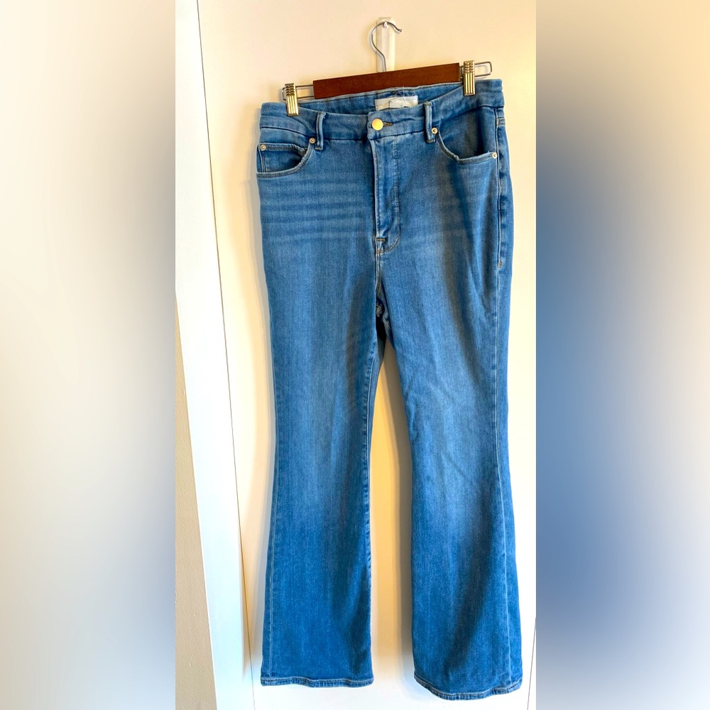 Good American Zara collab High Rise Flare Jeans Women’s size 15.